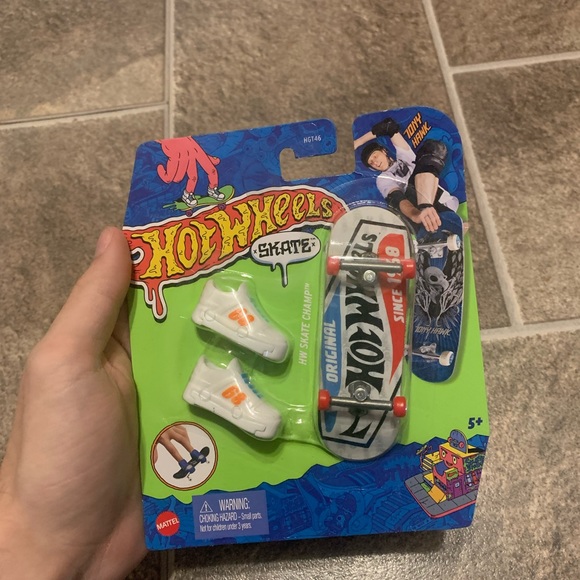 Mattel Toys Hot Wheels Skate Tony Hawk Hw Skate Champ Fingerboard 222 Treasure Hunt Logo